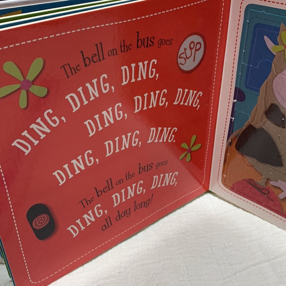 Jigsaw Puzzles in a Board Book “Wheels on the Bus” - Picture 11 of 12